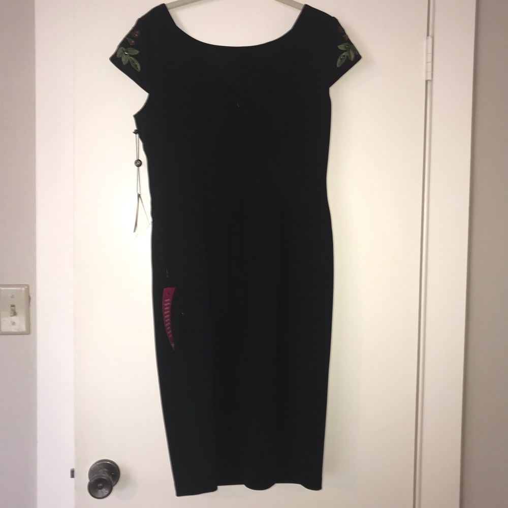 Adrianna Papell Dress - Picture 3 of 5